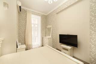 Апартаменты 13 Deribasivska str Luxury Apartment Одесса-1